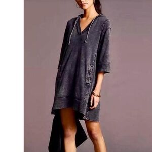 Anthropologie x
Daily Practice Charcoal Gray Sport
Hoodie Tunic Dress size 3x
